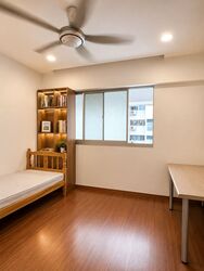 Blk 352 Yishun Jasmine (Yishun), HDB Executive #586205341